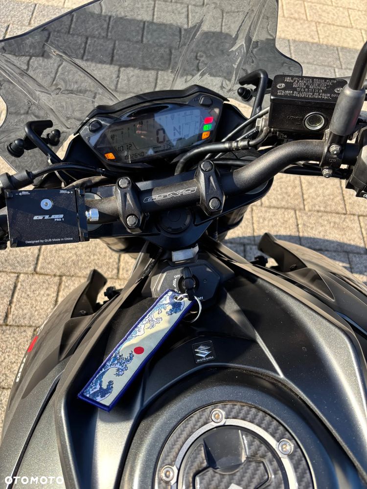 Suzuki GSX - 5