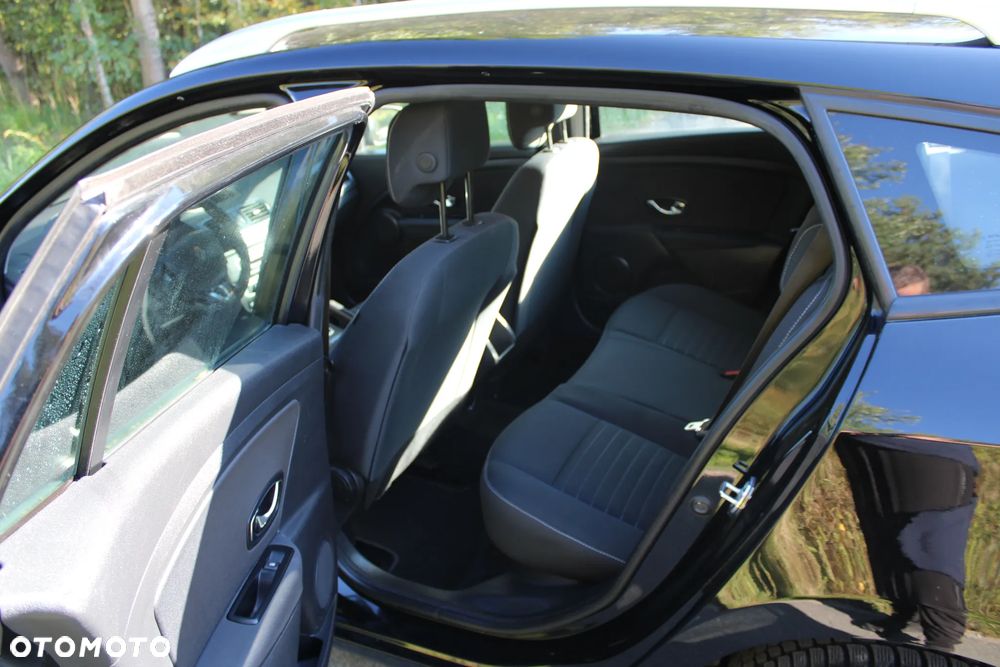 Renault Megane ENERGY TCe 115 Start & Stopp LIMITED - 27