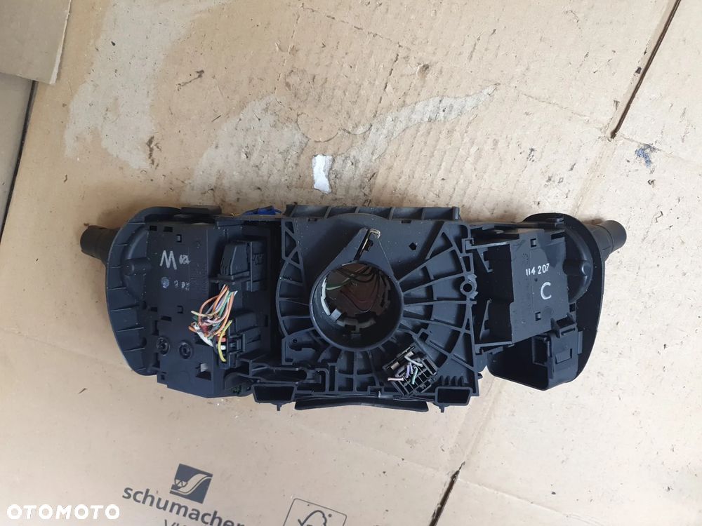 } PRZEŁĄCZNIK ZESPOLONY PAJĄK RENAULT SCENIC II nr 8200127727 - 5