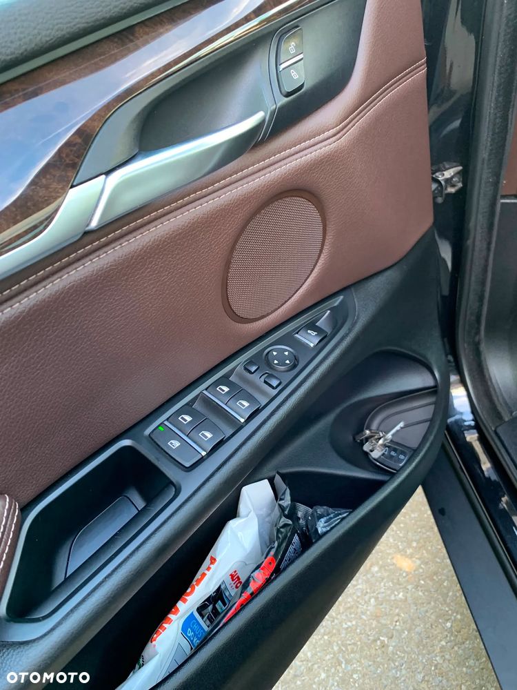 BMW X5 xDrive35i - 29