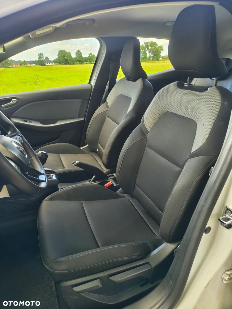 Renault Clio - 8