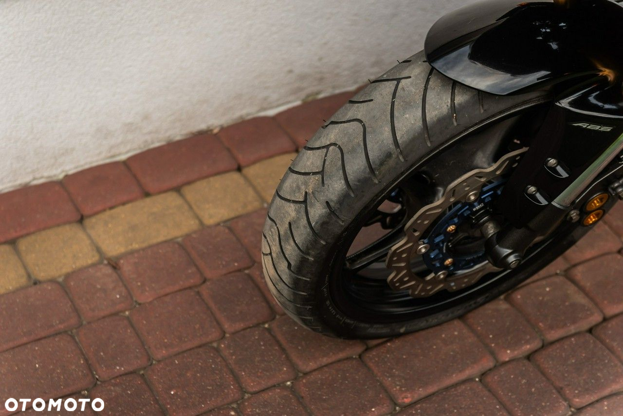 Yamaha FZ - 7