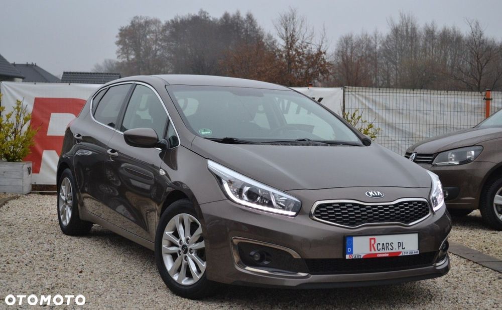 Kia Ceed 1.6 GDI ISG Dream-Team Edition