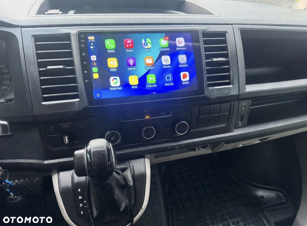 Volkswagen Transporter - 4