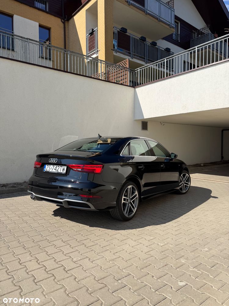 Audi A3 Limousine 35 TFSI Sport S tronic - 2