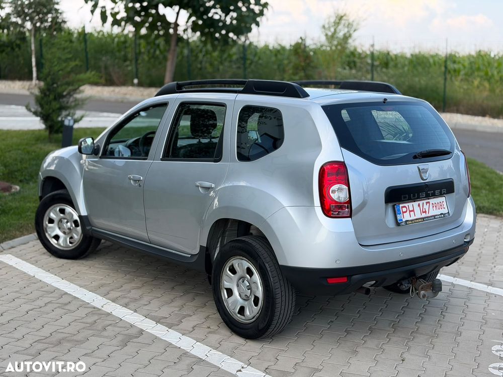 Dacia Duster 1.6 16V 4x2 Laureate - 4