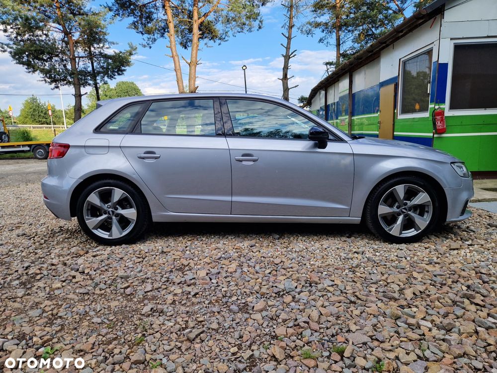 Audi A3 Sportback - 2