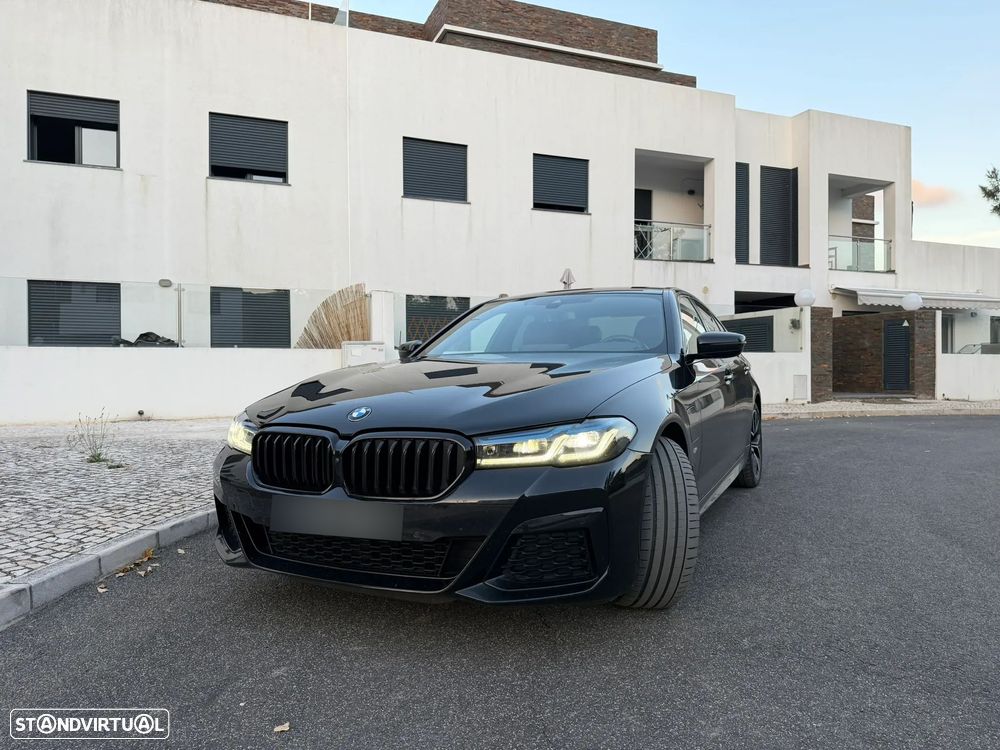 BMW 545 e xDrive Pack M - 1