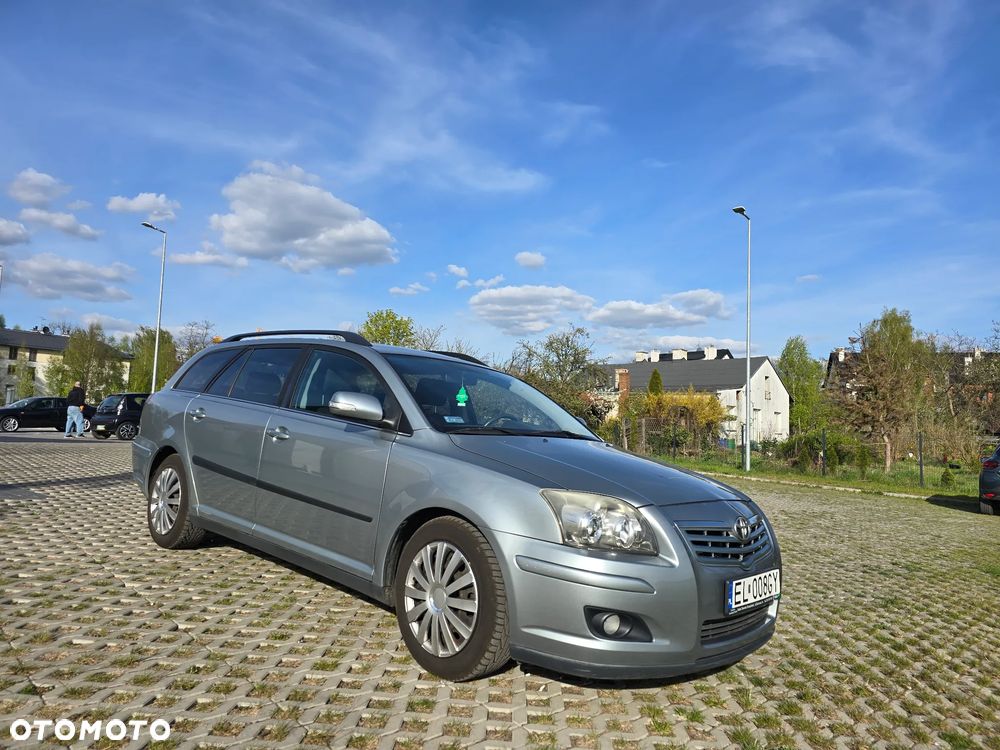 Toyota Avensis 1.6 VVT-i Terra - 8