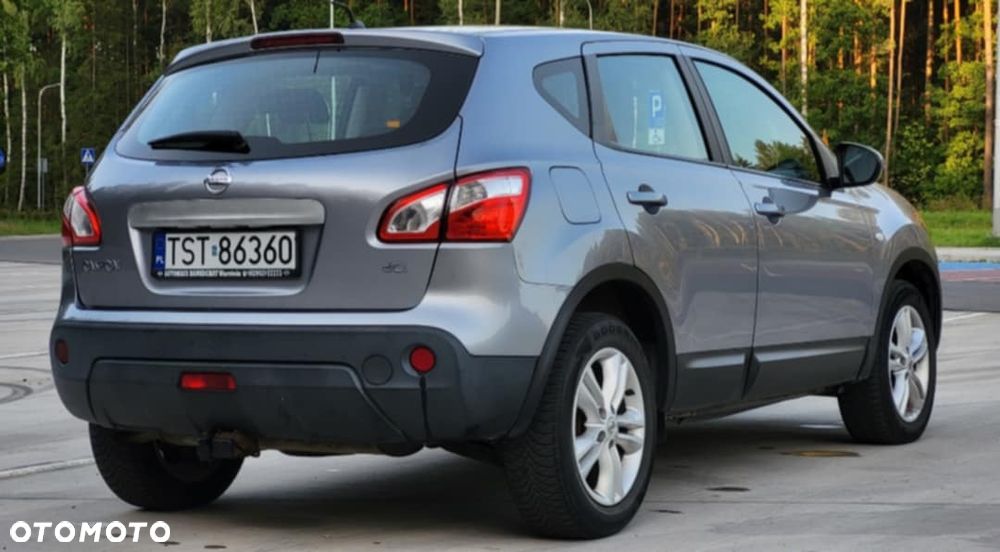 Nissan Qashqai 2.0 dCi DPF acenta - 7