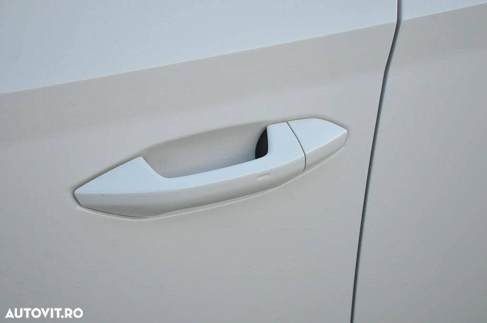 Skoda Octavia 2.0 TDI DSG Style - 37