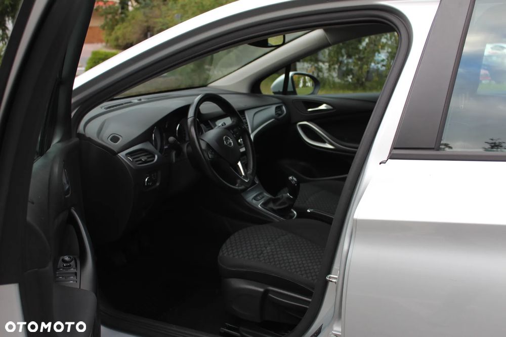 Opel Astra 1.2 Turbo Edition - 6