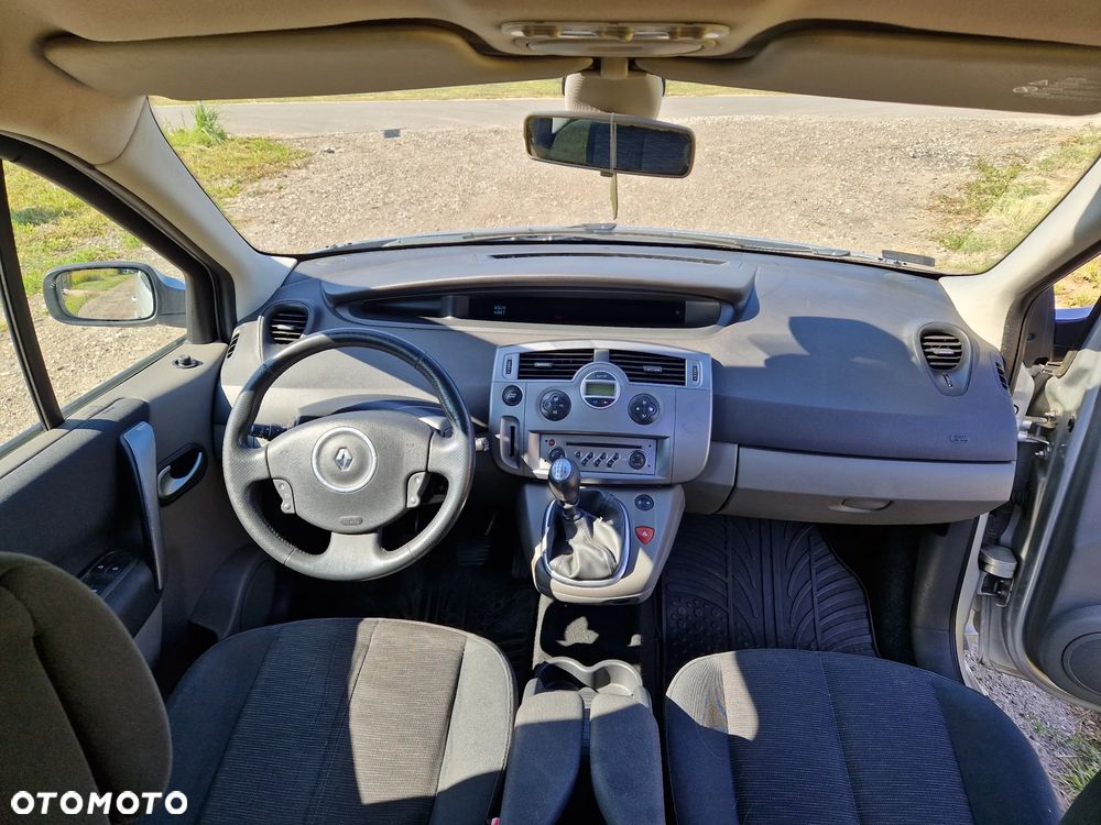 Renault Scenic dCi 130 FAP Expression - 14