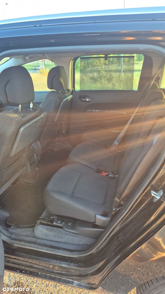 Peugeot 5008 2.0 HDi Allure 7os - 14