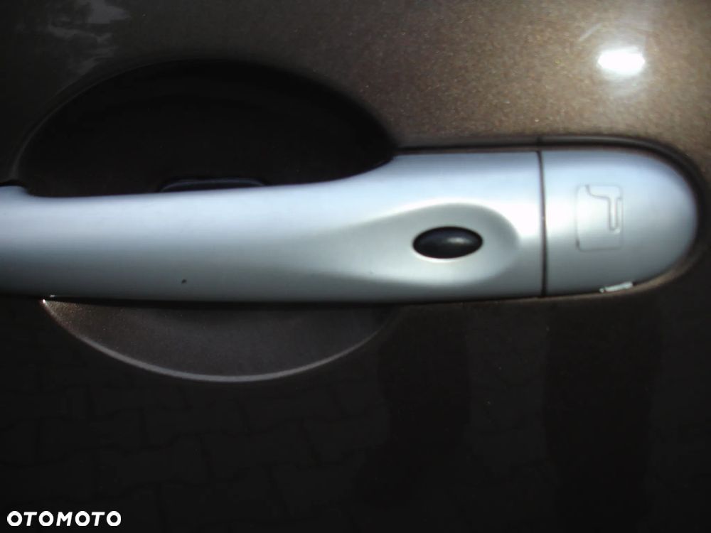 Renault Grand Scenic - 15