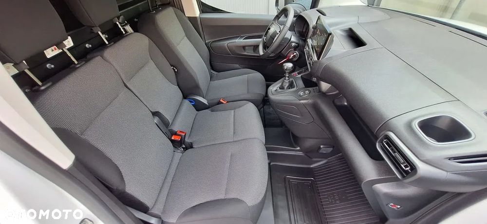 Toyota Proace City - 12
