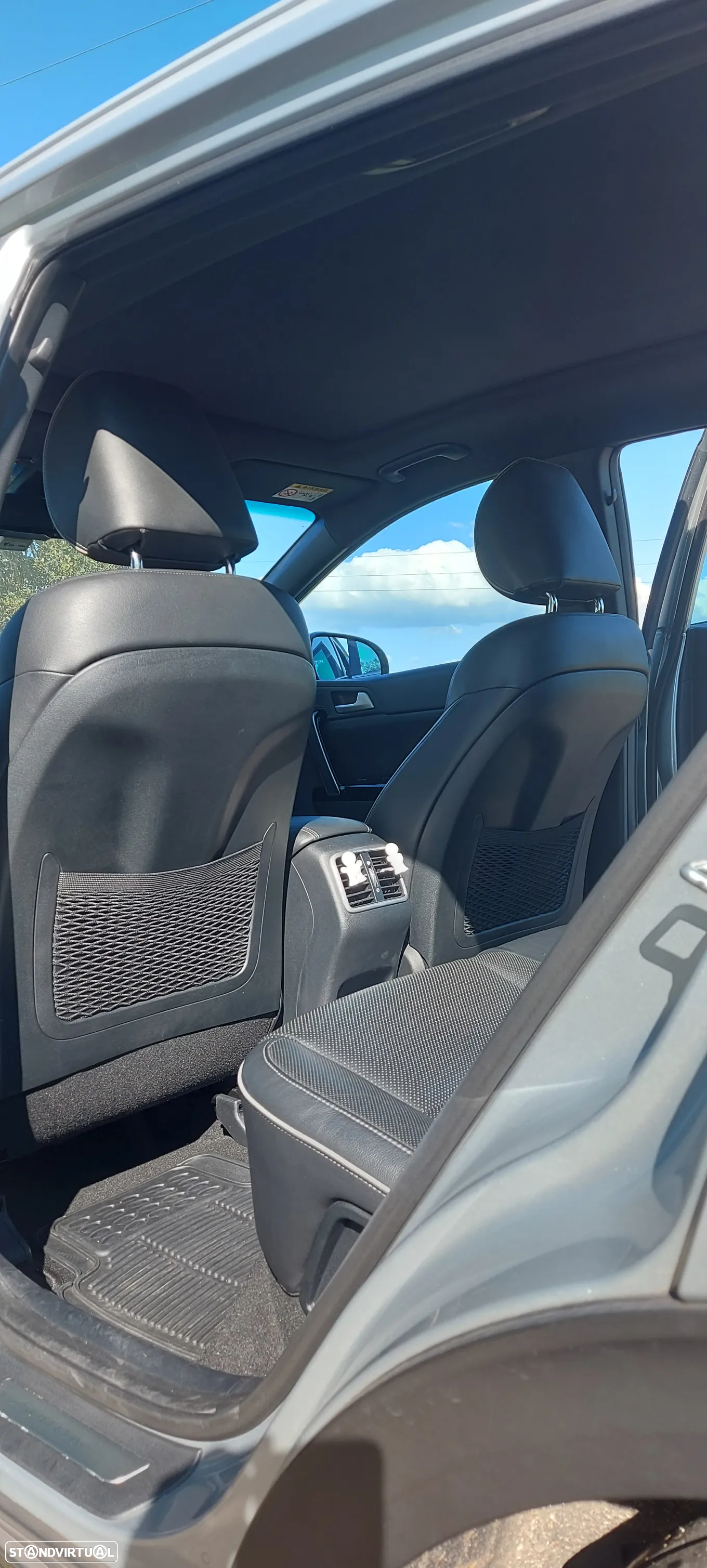 Kia Sportage 2.0 CRDI ISG GT Line - 17