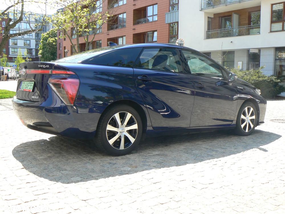 Toyota Mirai Standard - 6