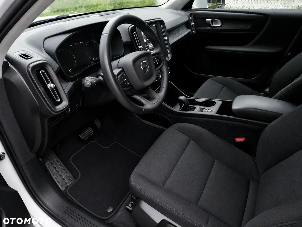Volvo XC 40 T3 Momentum Core - 7