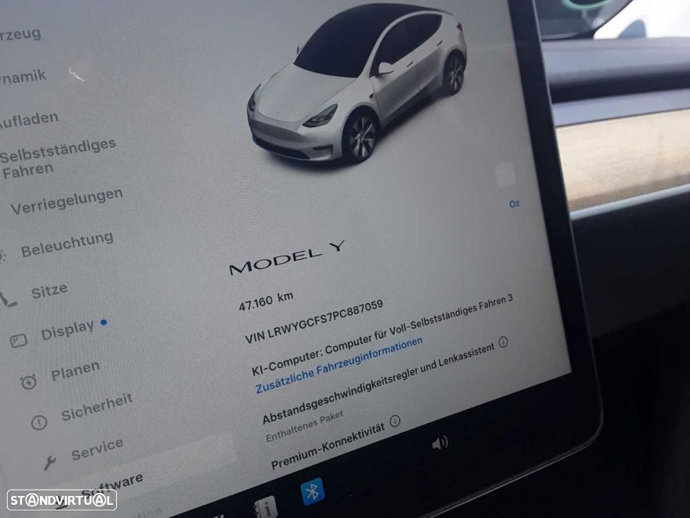 Tesla Model Y RWD - 3