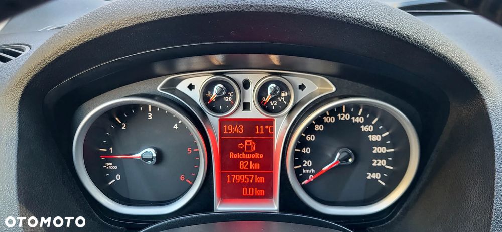 Ford Kuga 2.0 TDCi 4x4 Trend - 27