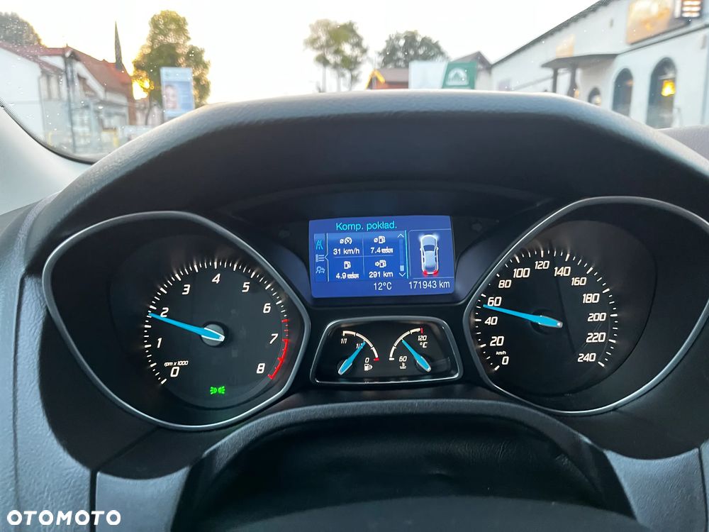 Ford Focus - 16