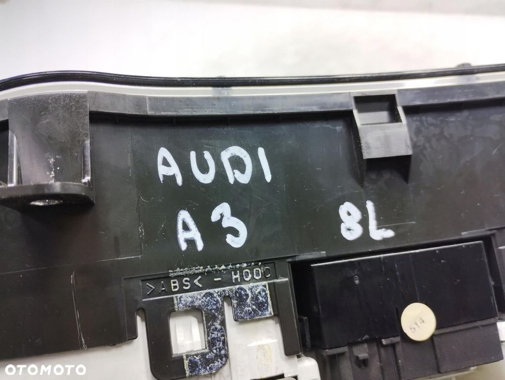 Audi A3 8L 1.6 Licznik Zegary - 5