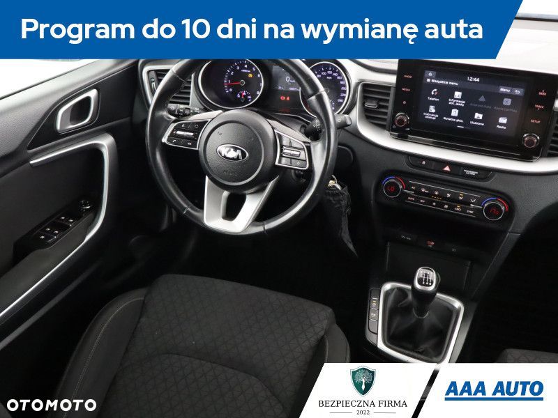 Kia Ceed - 9