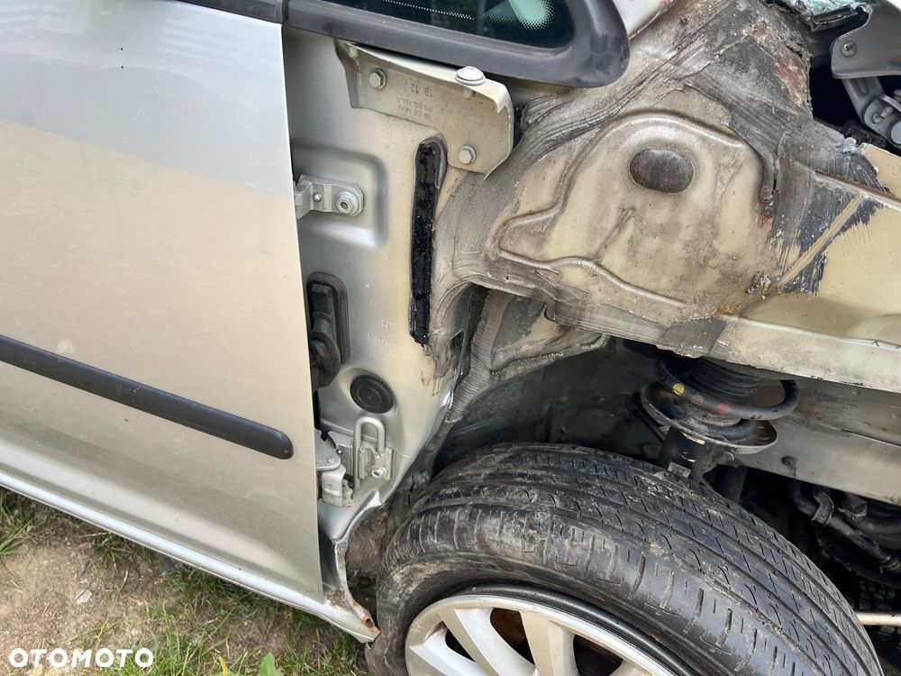 Volkswagen Caddy 1.6 (7-Si.) DSG Edition 30 - 15