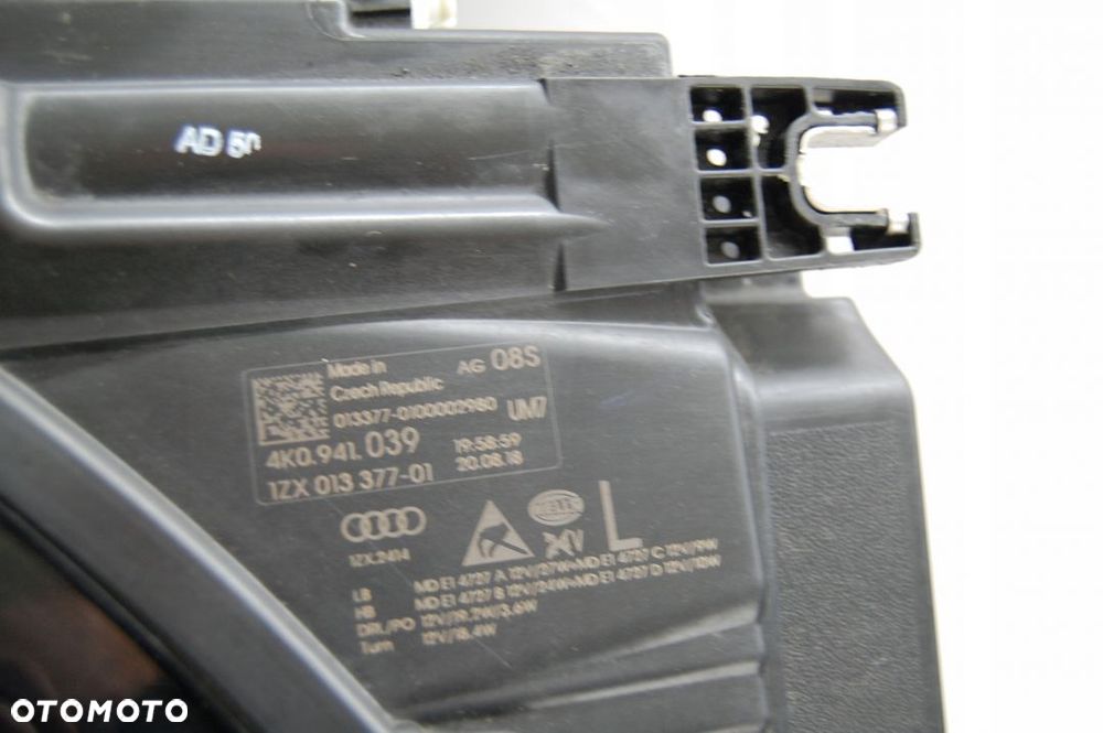 REFLEKTOR FULL LED MATRIX 4K 2019-2020 C8 4K0 EU - 5