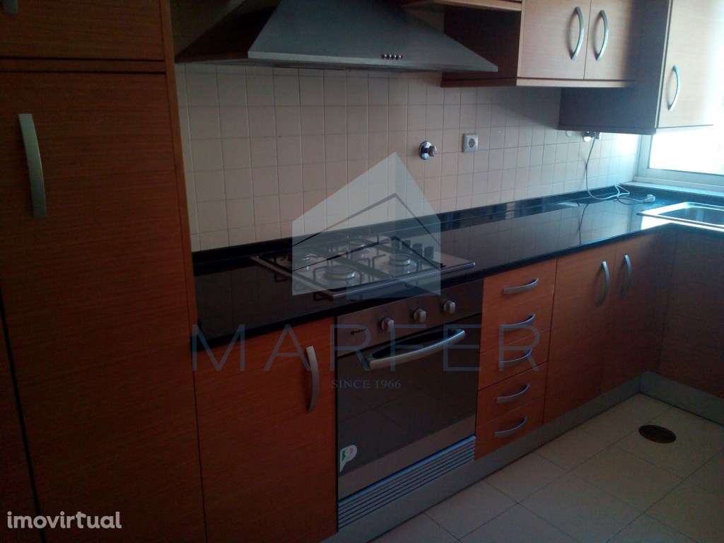 Apartamento T3 - Qta. do Cedro - Grande imagem: 2/13