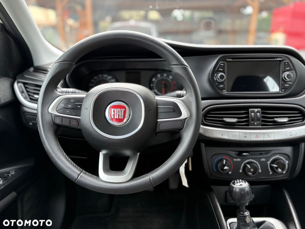 Fiat Tipo 1.4 16V Easy - 18