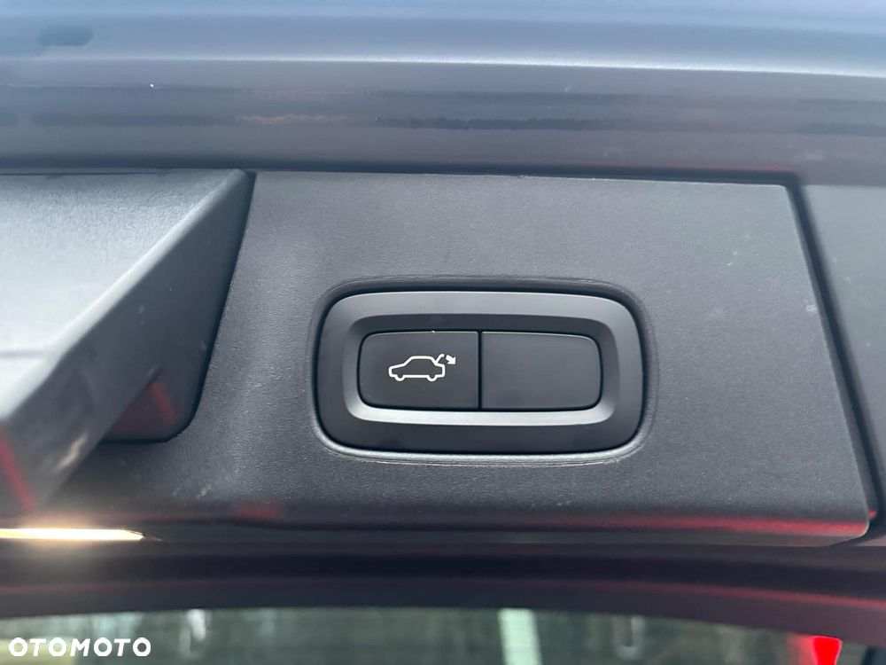 Volvo V90 D4 SCR R-Design - 14