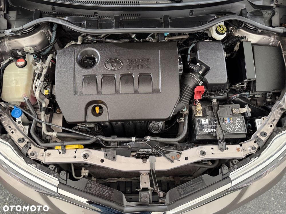 Toyota Auris - 25
