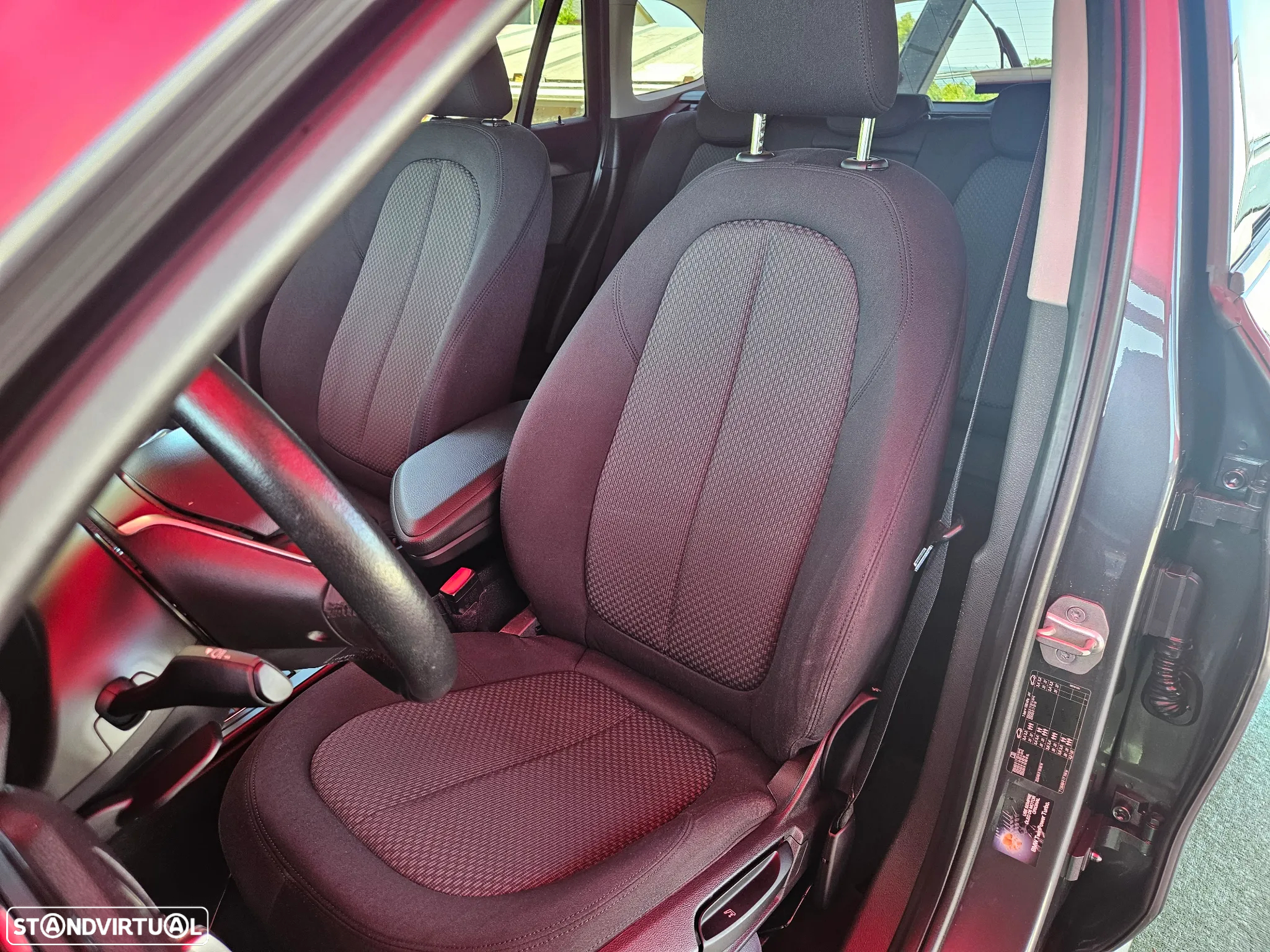 BMW X1 18 d sDrive Advantage - 14