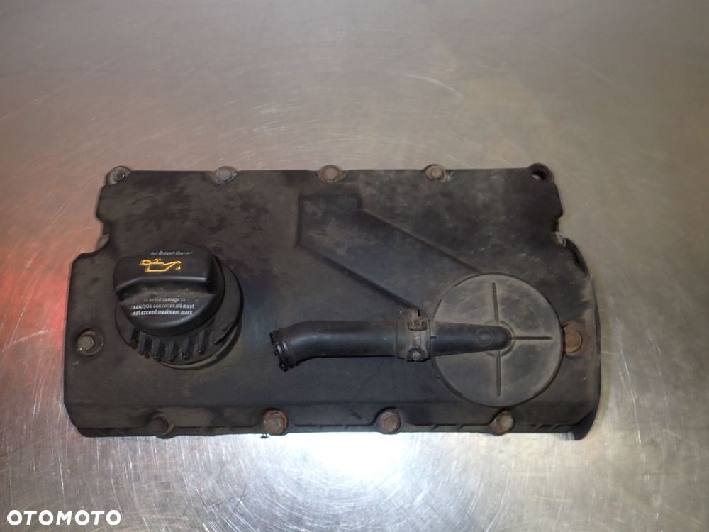 POKRYWA ZAWORÓW VOLKSWAGEN CADDY III 038103475N - 1