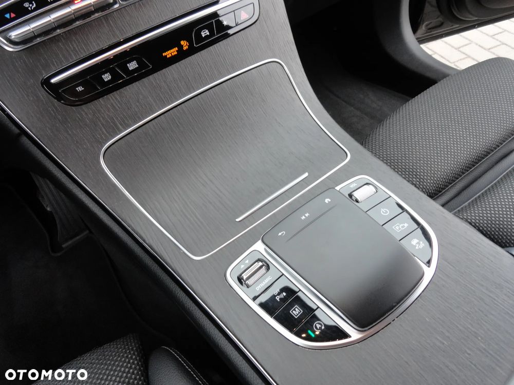 Mercedes-Benz GLC 220 d 4Matic 9G-TRONIC Exclusive - 16