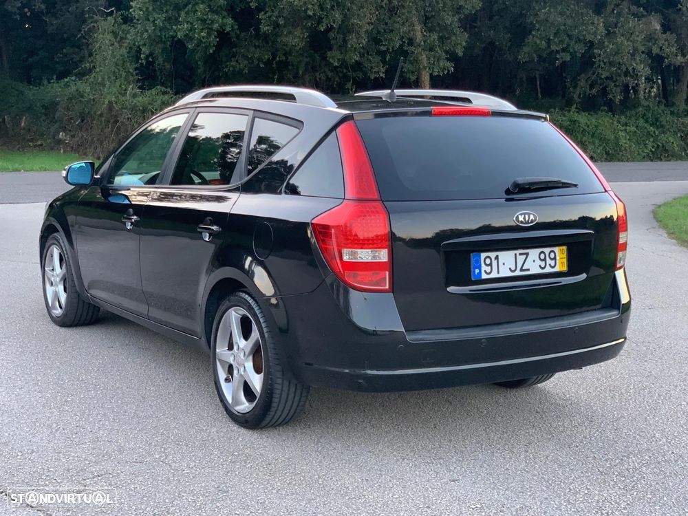 Kia Ceed SW 1.6 CRDi TX ISG - 10