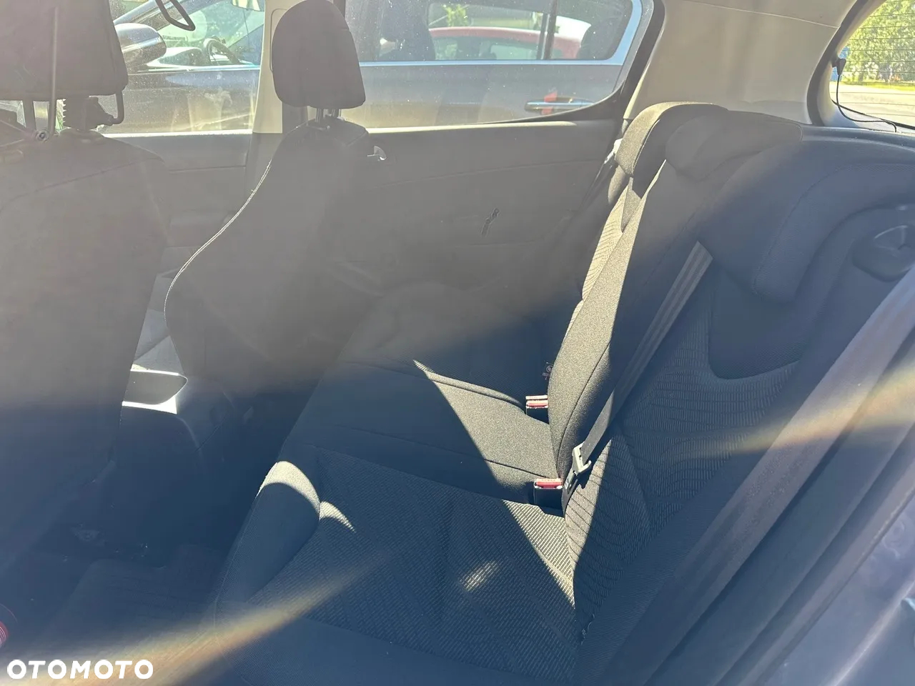 Peugeot 308 1.4 Trendy - 18