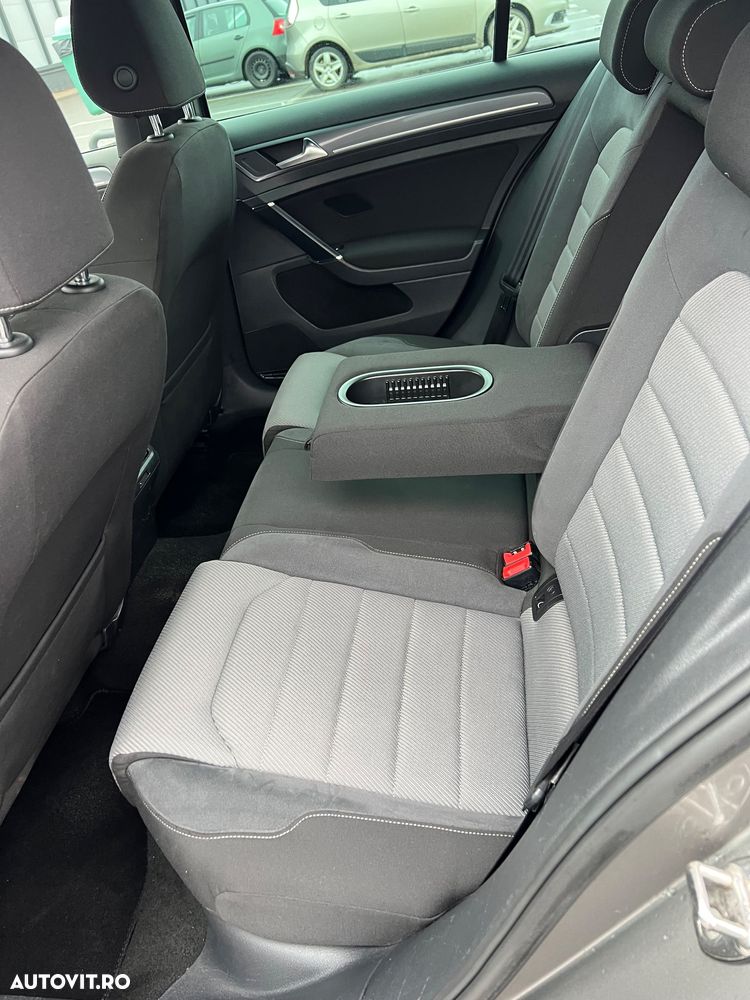 Volkswagen Golf 1.4 TSI BlueMotion Technology DSG Highline - 3