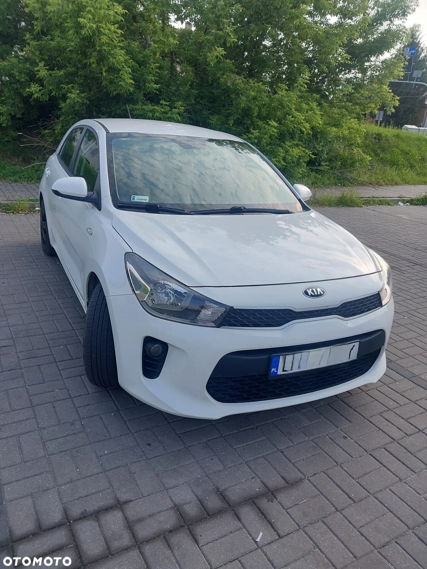 Kia Rio 1.2 L - 2
