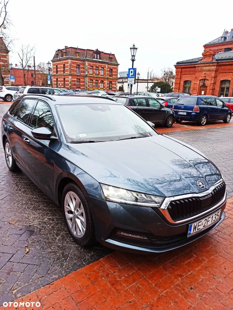 Skoda Octavia 2.0 TDI SCR Ambition DSG - 1