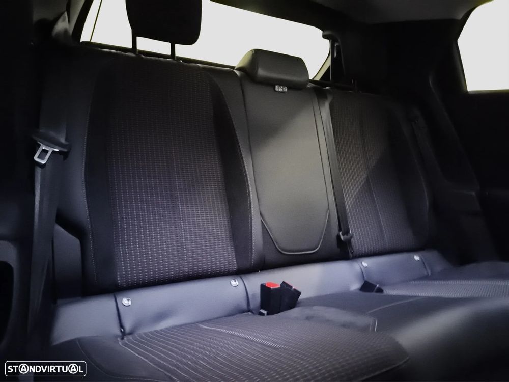 DS DS3 Crossback PureTech 130 Aut. PERFORMANCE LINE - 30