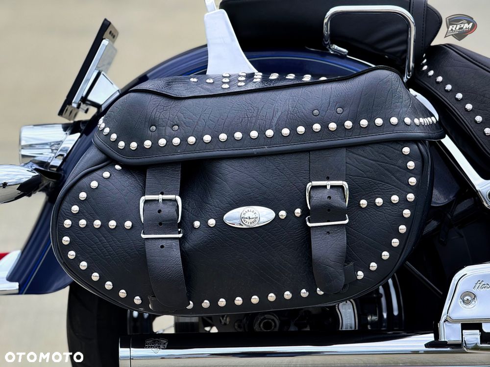 Harley-Davidson Softail Heritage Classic - 38