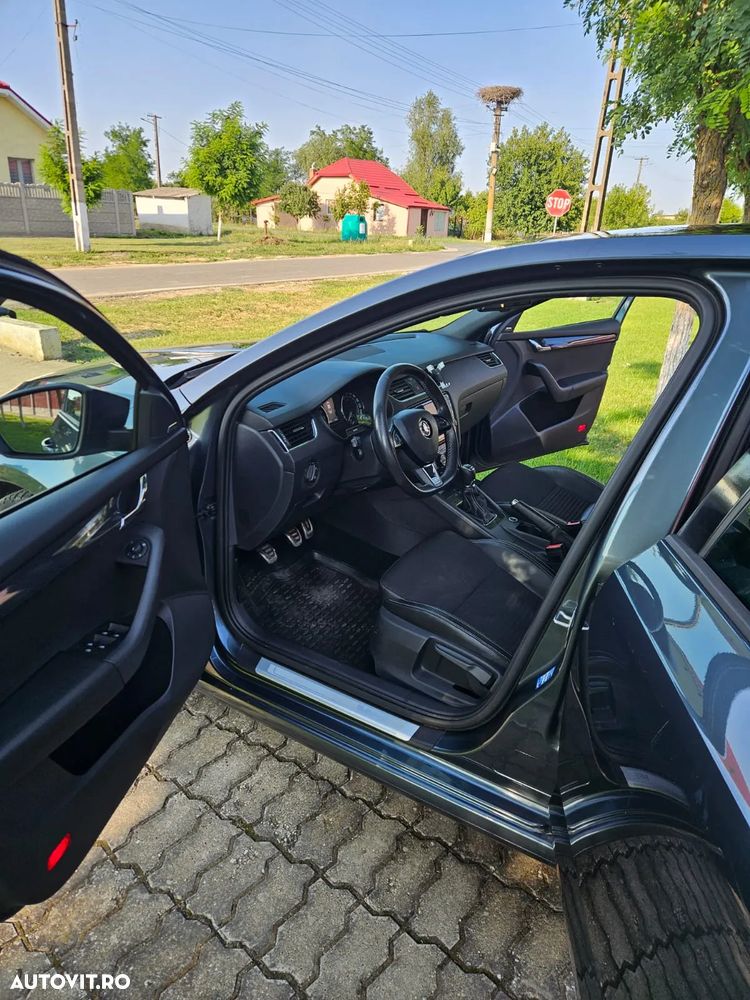 Skoda Octavia 2.0 TDI RS - 6
