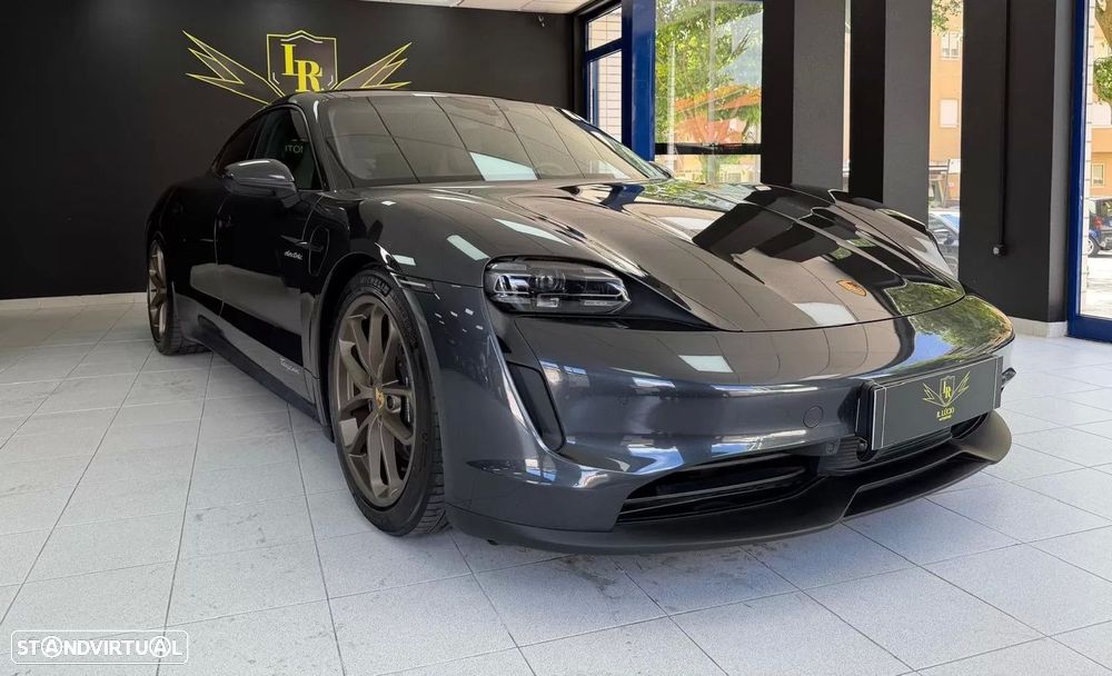 Porsche Taycan - 2