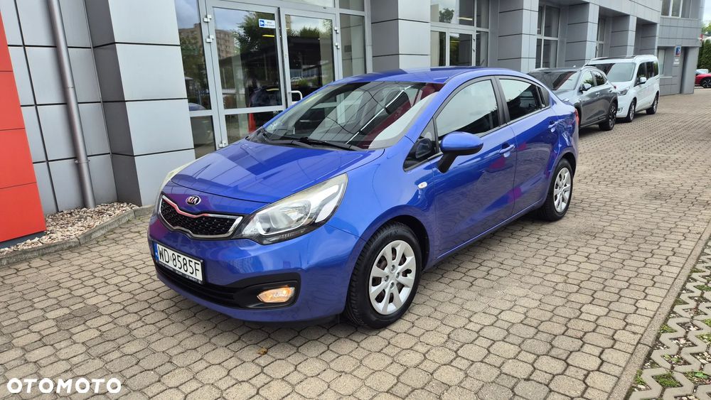 Kia Rio 1.2 L - 10