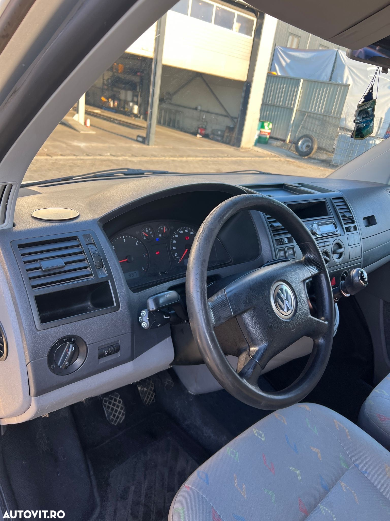 Volkswagen Transporter - 15