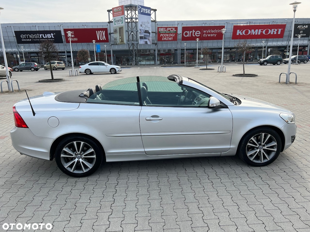 Volvo C70 D4 Summum - 15