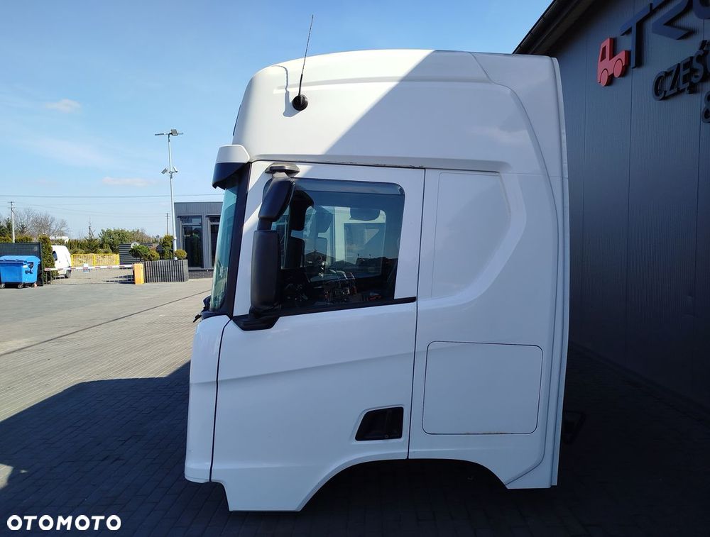 KABINA SCANIA R NTG - 6